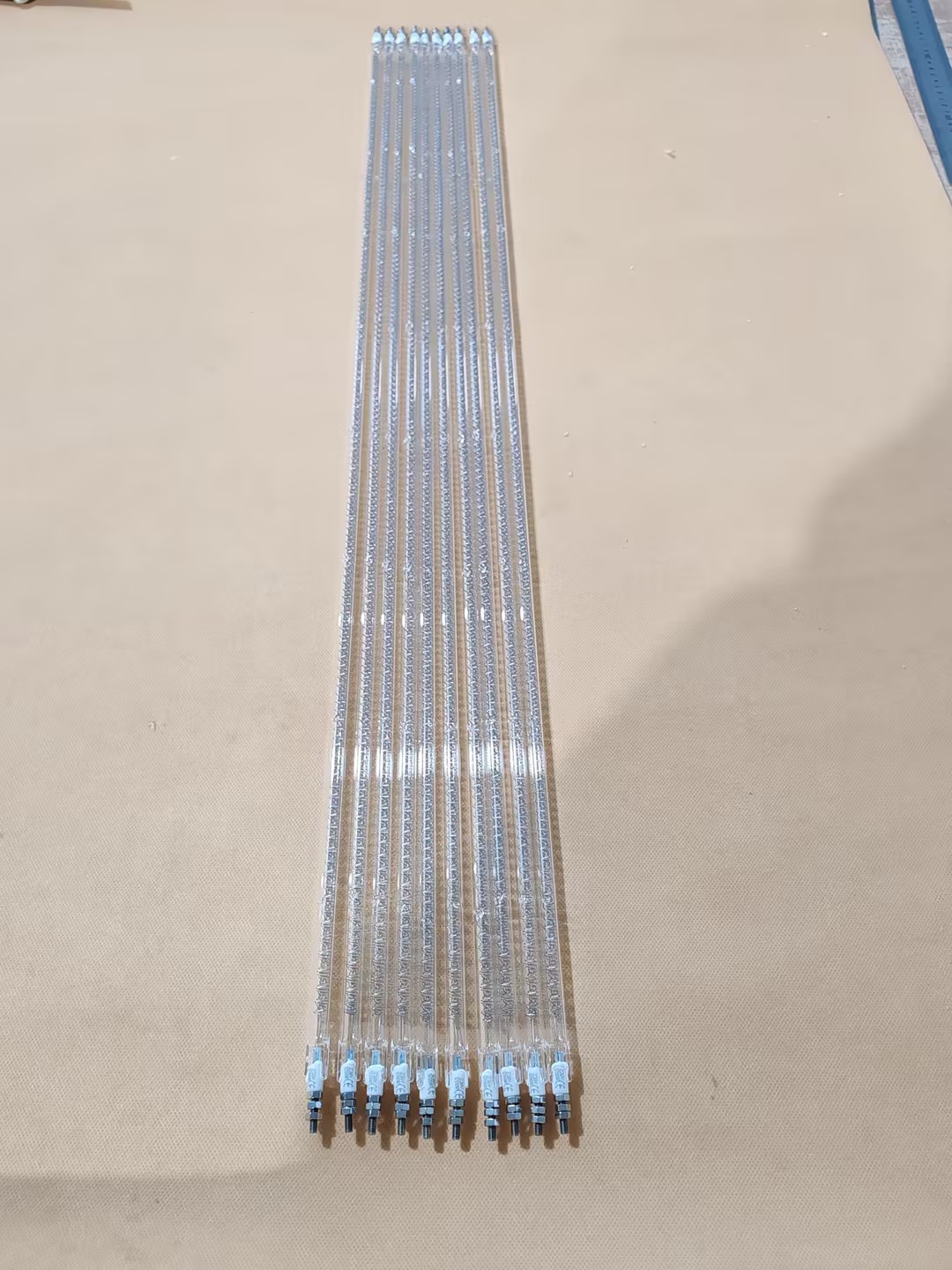 Tubo riscaldante al quarzo alogeno a infrarossi 618mm 400v 2000w